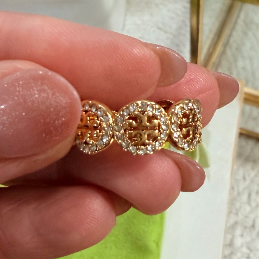 Tory Burch Miller Pavé Ring - NWT/Dust Bag SIZE 8 - Picture 5 of 8